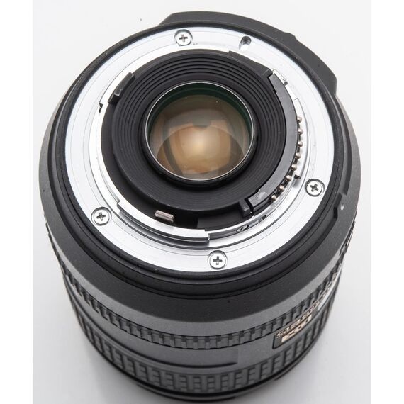 Nikon AF-S DX 16-85mm f/3.5-5.6G ED VR